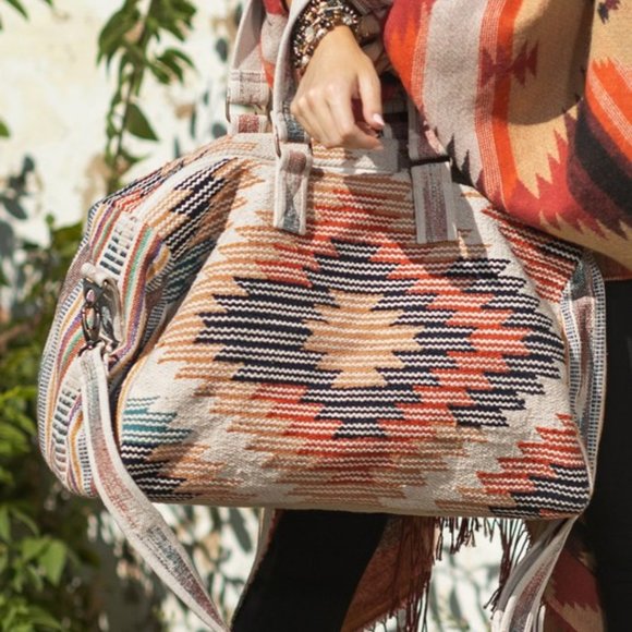 Boho Travel Bag - Ethnic Navajo Design - Handwoven from Fully Fine Cotton - Picture 3 of 13